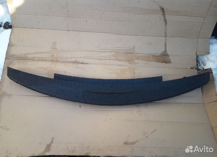 Абсорбер переднего бампера Nissan Tiida C11