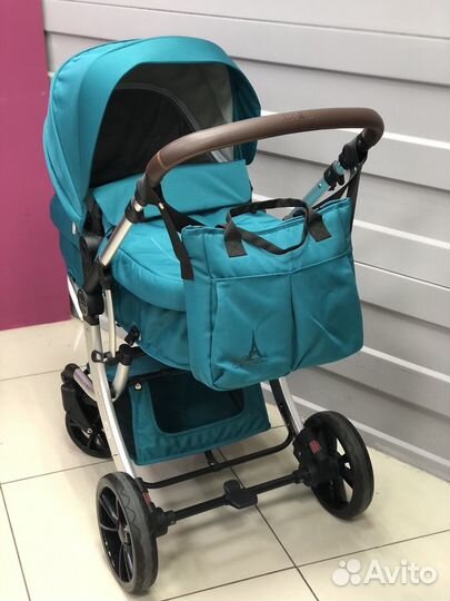 Коляска новая