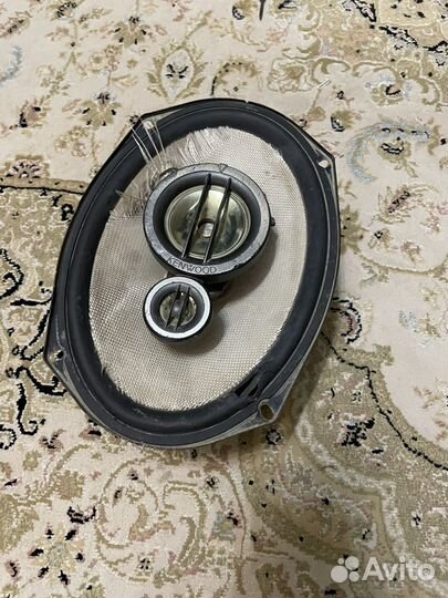 Колонки на машину