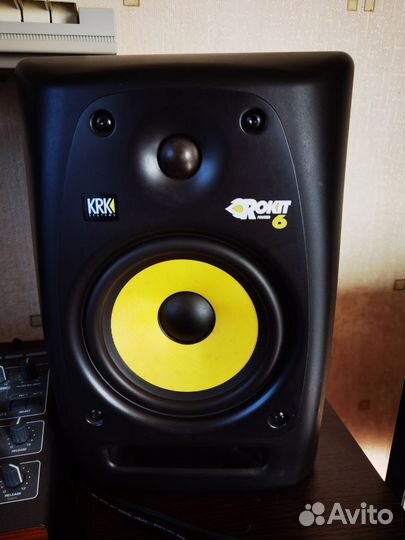 Мониторы KRK Rocket Powered 6 G2 (RP6G2)