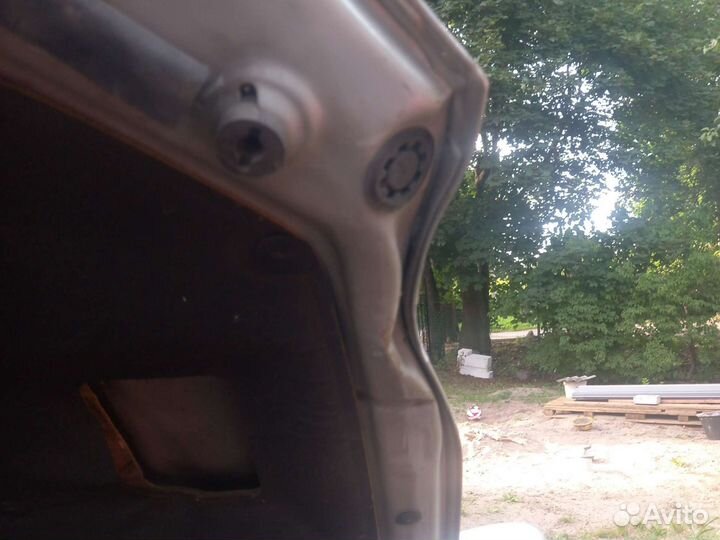 Капот на lexus gs300, Тайота Аристо