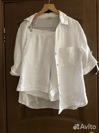 Льняной костюм с шортами