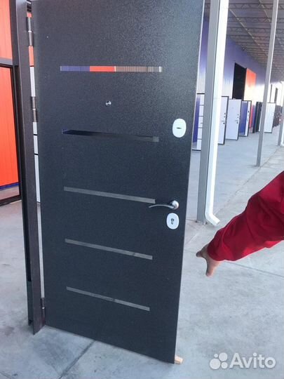 Дверь входная Токио