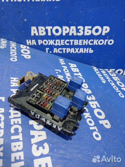 Блок предохранителей Nissan Almera N15 седан 1998