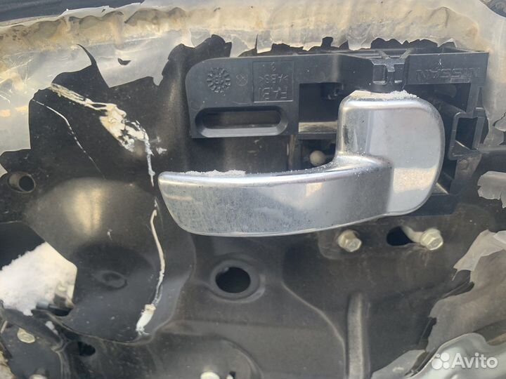 Внутренняя ручка двери Nissan qashqai