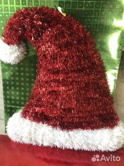 Шапка санты новогоднее украшение на дверь