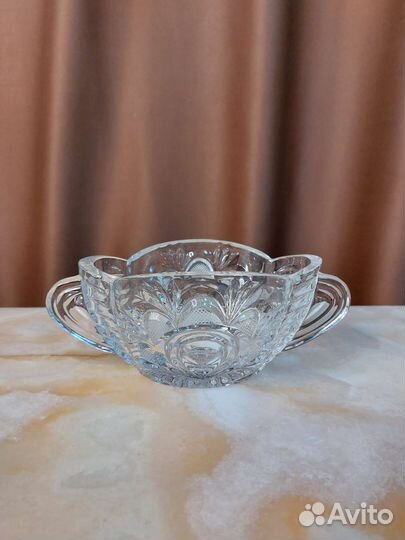 Конфетница хрустальная