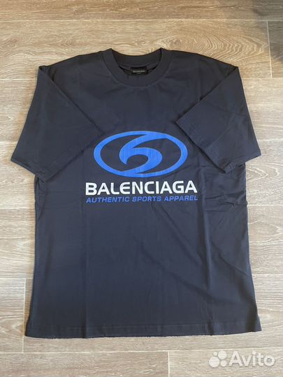 Balenciaga футболка