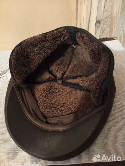 Мужская кожаная кепка зимняя