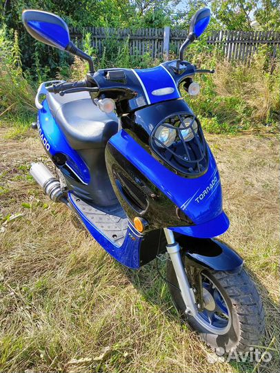 Скутер tornado