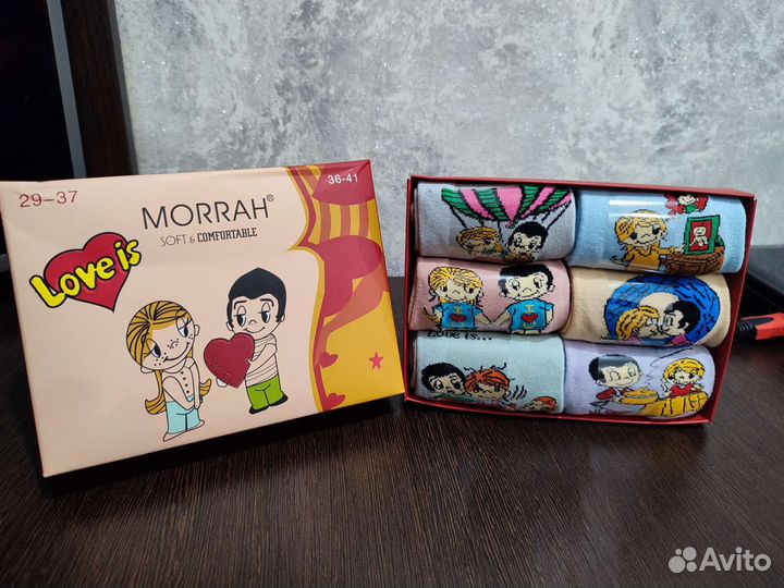 Носки в коробке love IS