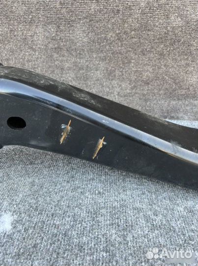 Балка задняя Toyota Land Cruiser VDJ200 1VD-FTV