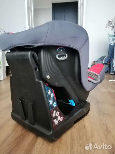 Детское автокресло Chicco 9-18 кг
