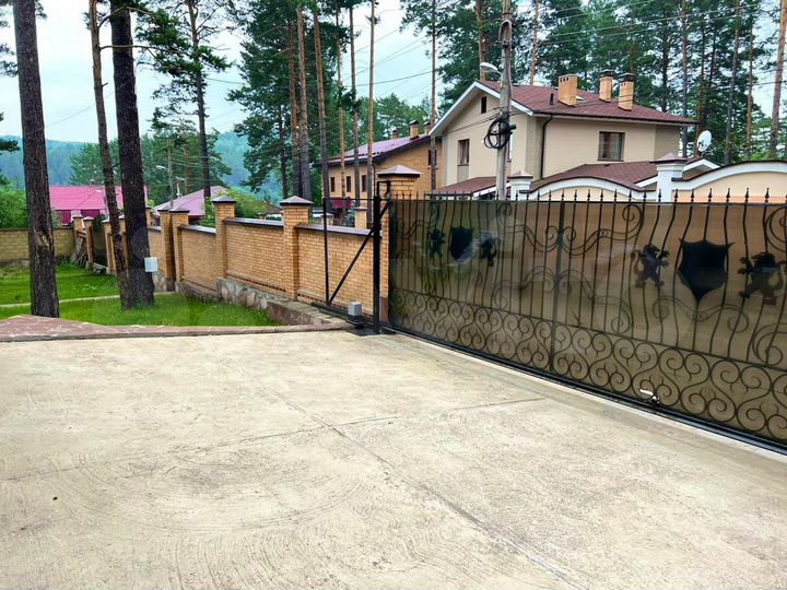 Дом 199 м² на участке 27 сот.