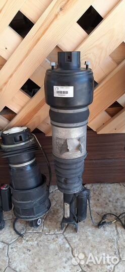 Комплект амортизаторов Mercedes CLS W219 W211