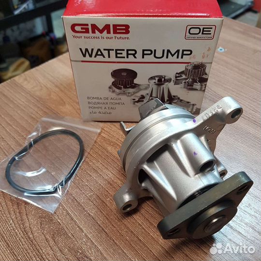 Водяной насос помпа Ford Focus 2 1.8/2.0