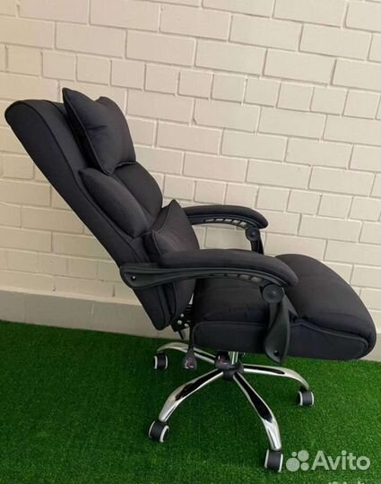 Кресло из ткани новое с массажем