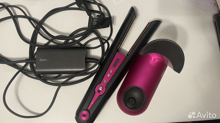 Выпрямитель Dyson Corrale (фуксия)