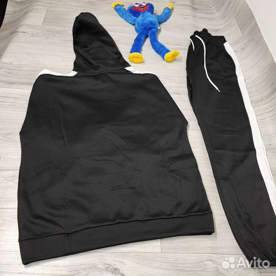 Мужской спортивный костюм 54