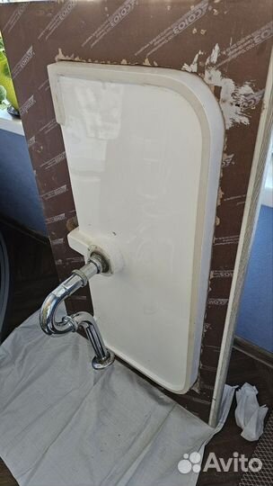 Раковина накладная б/у