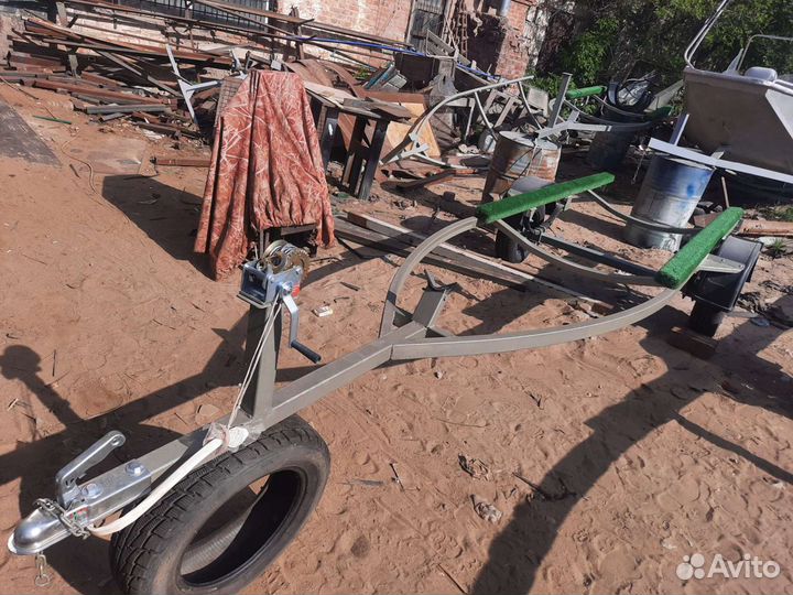 До 5м.прицеп под лодку