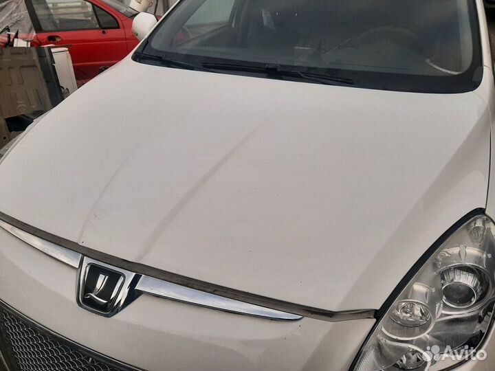 Капот на Luxgen 7 SUV, Лаксджин