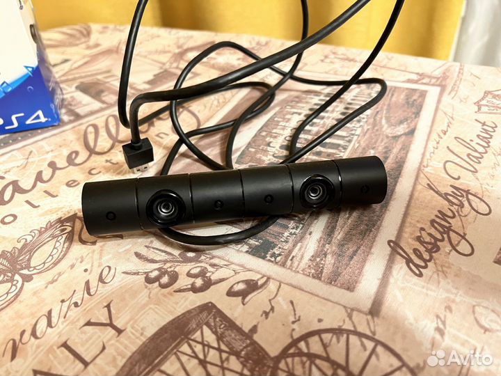 Sony ps4 camera + motion controller 2pc