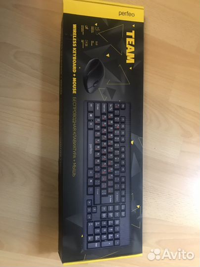 Набор: Беспроводная клавиатура и мышь