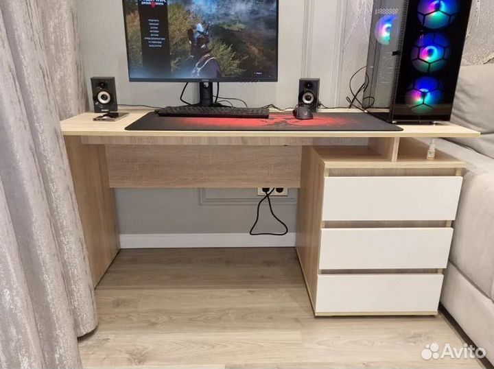 Стол письменный Кайт в наличии отличное качество