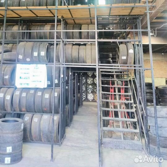 Kumho WinterCraft Ice WI31 205/60 R16 94T