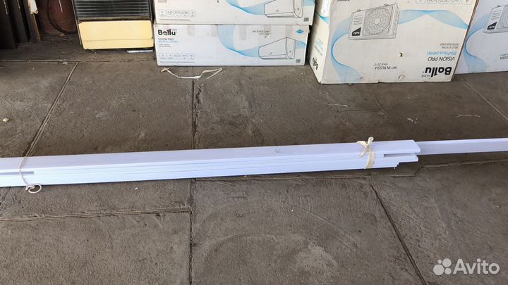 Карниз потолочный бу