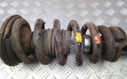 Стойка передняя левая mitsubishi L200 K4T (8OK18K501)