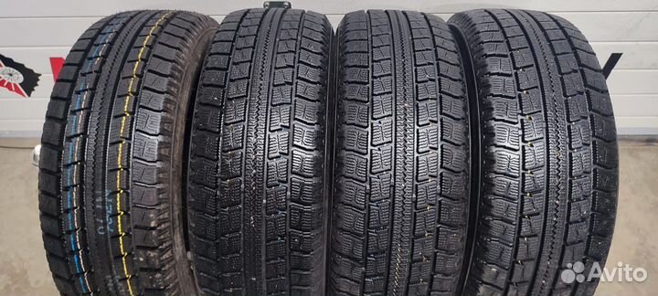 Nitto NT SN 2 Winter 215/60 R17