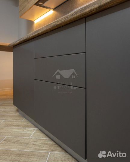 Кухня на заказ от фабрики