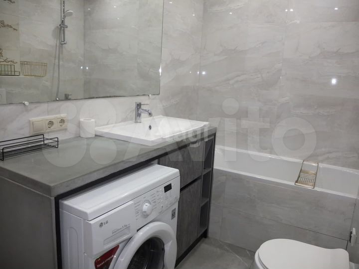 3-к. квартира, 78 м², 4/10 эт.