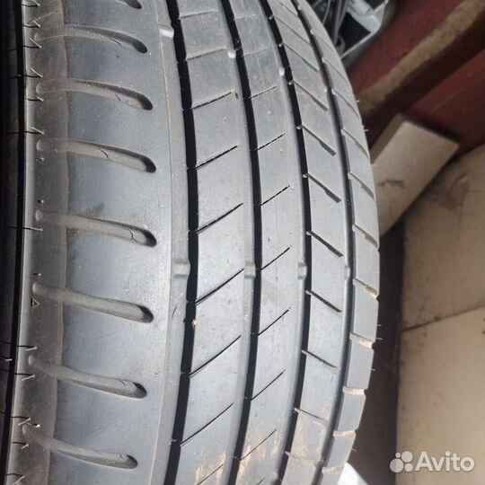 Bridgestone Alenza 001 245/50 R19 105W