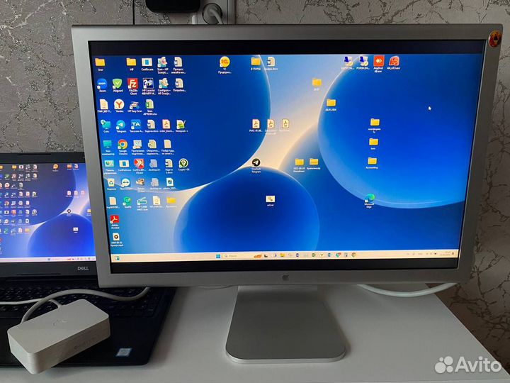 Монитор Apple Cinema HD Display 23