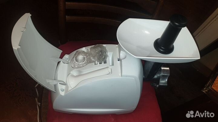 Мясорубка Moulinex hv8