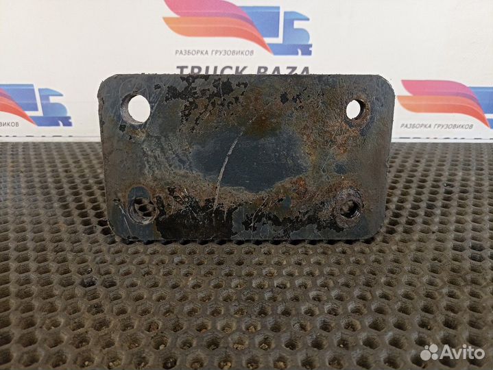 500357202 Кронштейн торсиона кабины правый