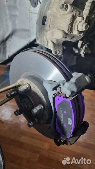 Проточка тормозных дисков на автомобиле