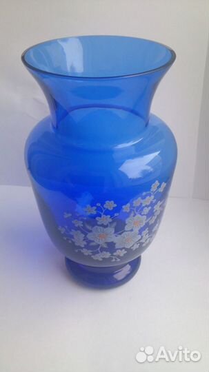 Ваза - синее стекло (с рисунком)
