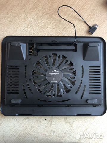 Охлаждающая подставка для ноутбука