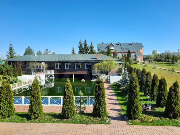 Домовладение 2 га, дом 574 м²