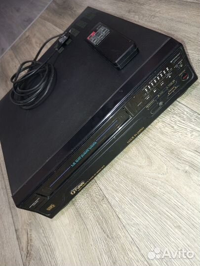 Видеомагнитофон