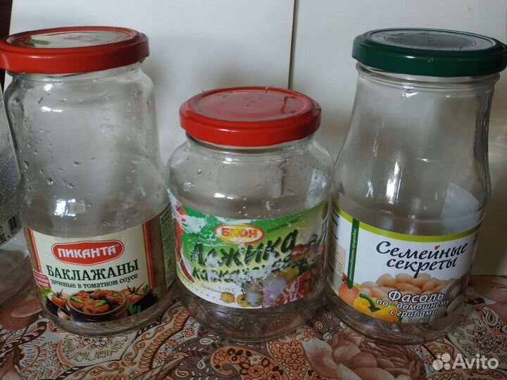 Банка стеклянная с закручивающейся крышкой