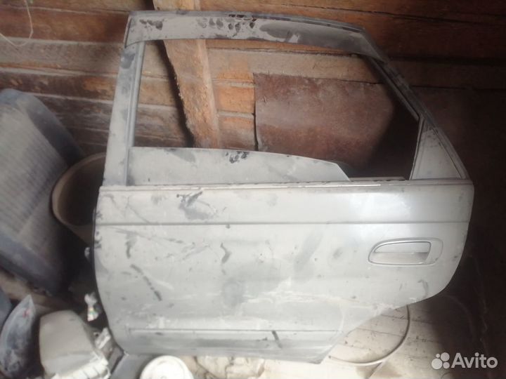 Двери задние Corona Sf