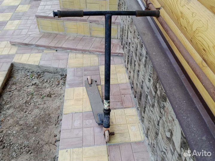 Трюковой самокат