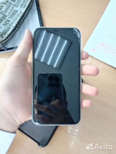 iPhone xr 64gb белый