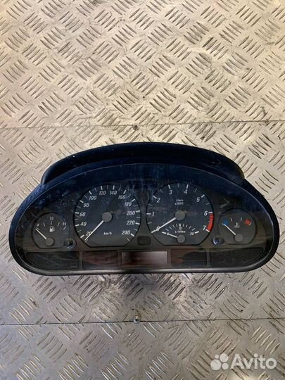 Панель приборов (щиток) BMW 3 E46 2000 6906868
