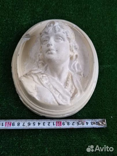 Барильеф из гипса